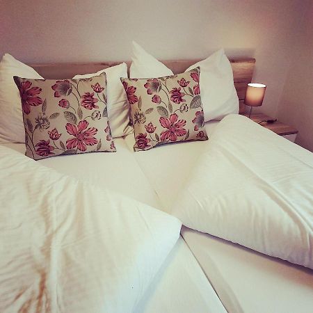 Hotel Rosengaertli Leissigen ภายนอก รูปภาพ