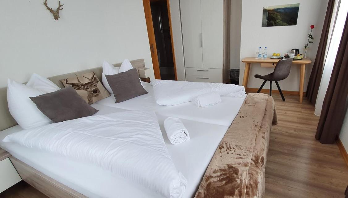 Hotel Rosengaertli Leissigen ภายนอก รูปภาพ